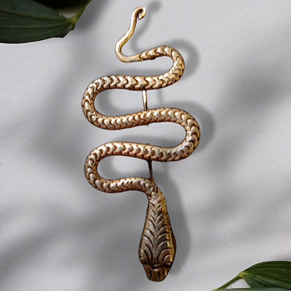 SILVER SNAKE BROOCH